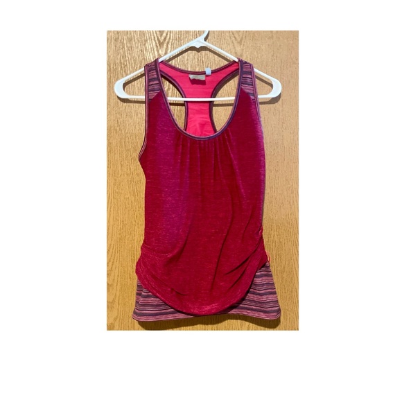 NWOT RARE ATLETA RAZOR BACK TWOFER SPORTS TOP WITH UNIQUE DESIGN! - Picture 4 of 7